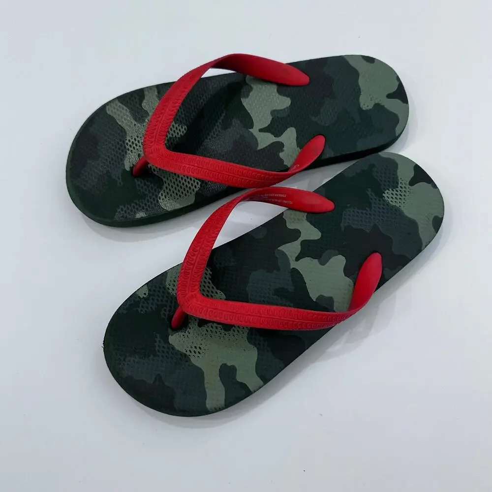 Cat & Jack Sam Green Camo Flip Flop Sandals